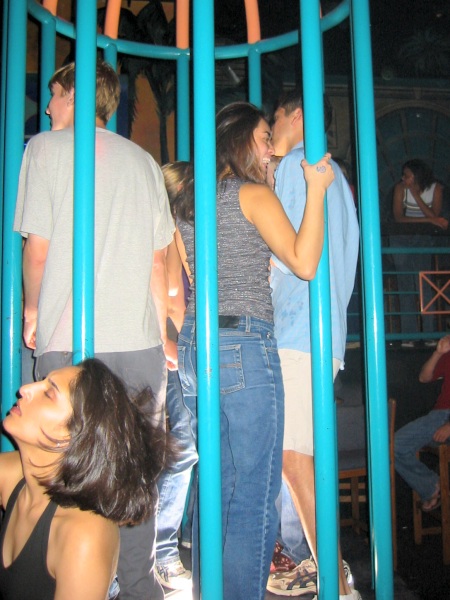 112-1257_IMG